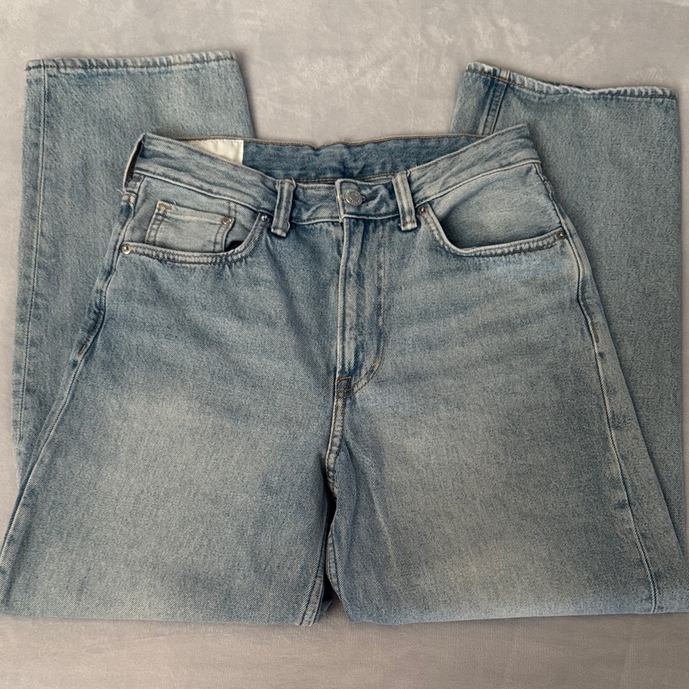 H&M Loose Ample Blue Denim Jeans- 29” Waist